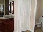 Antigua - masterbath-rightside